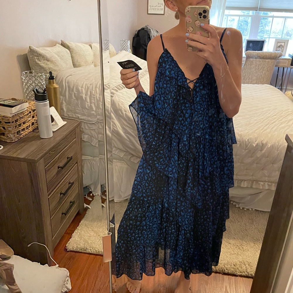Black and blue tiered dress